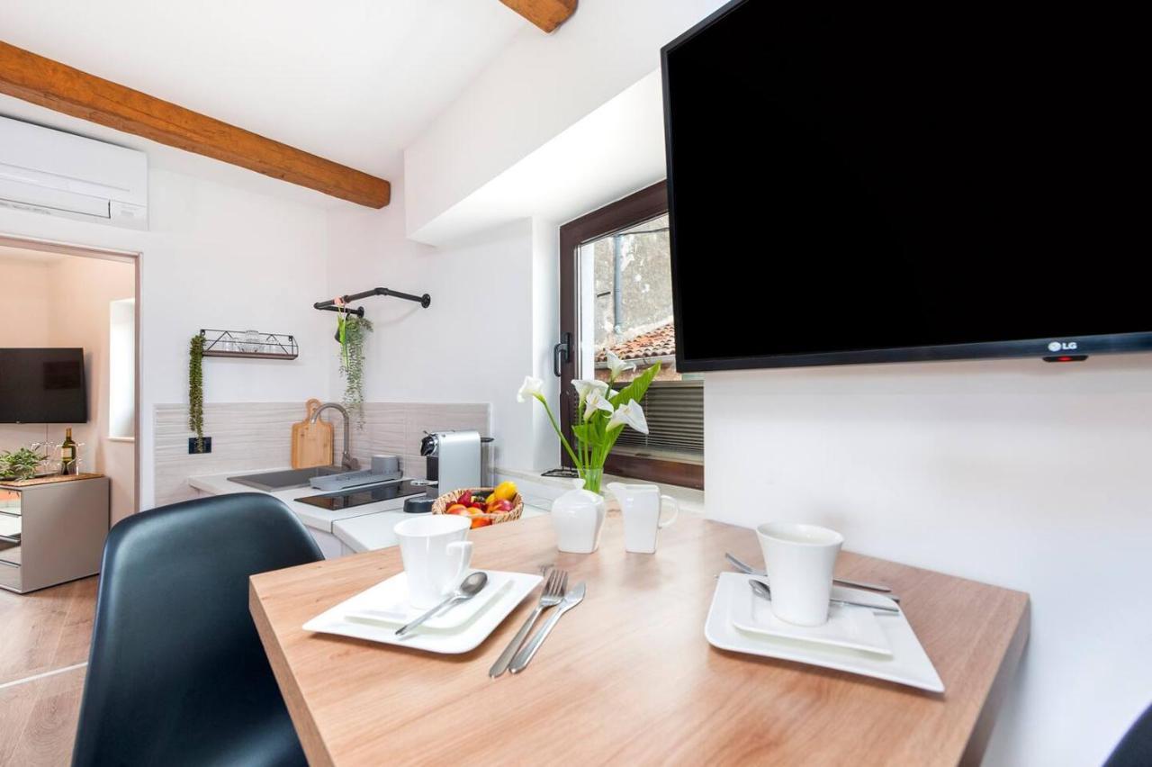 Apartamento Kuca Melina Rovinj Exterior foto